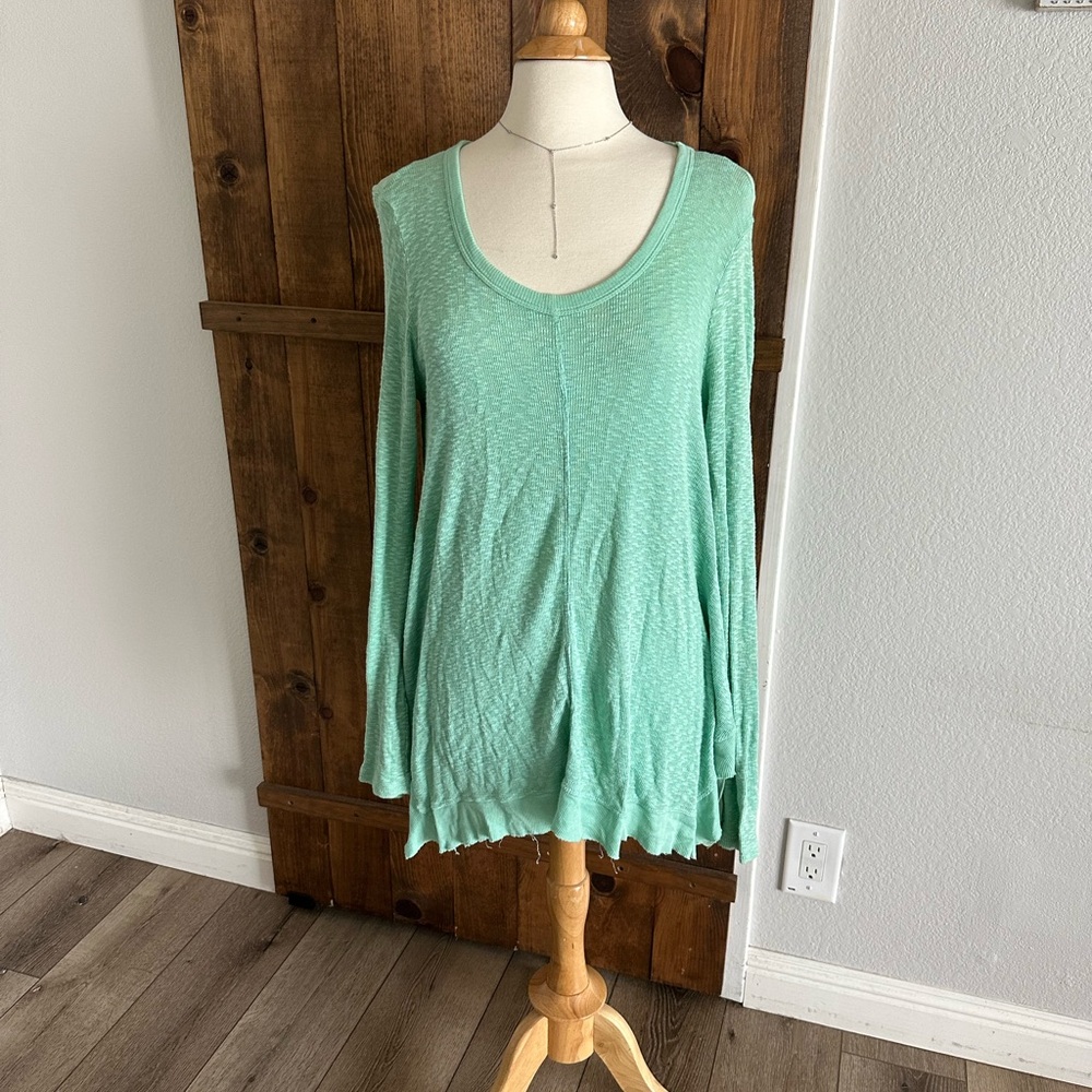Elegant Mint Green Women's Tunic